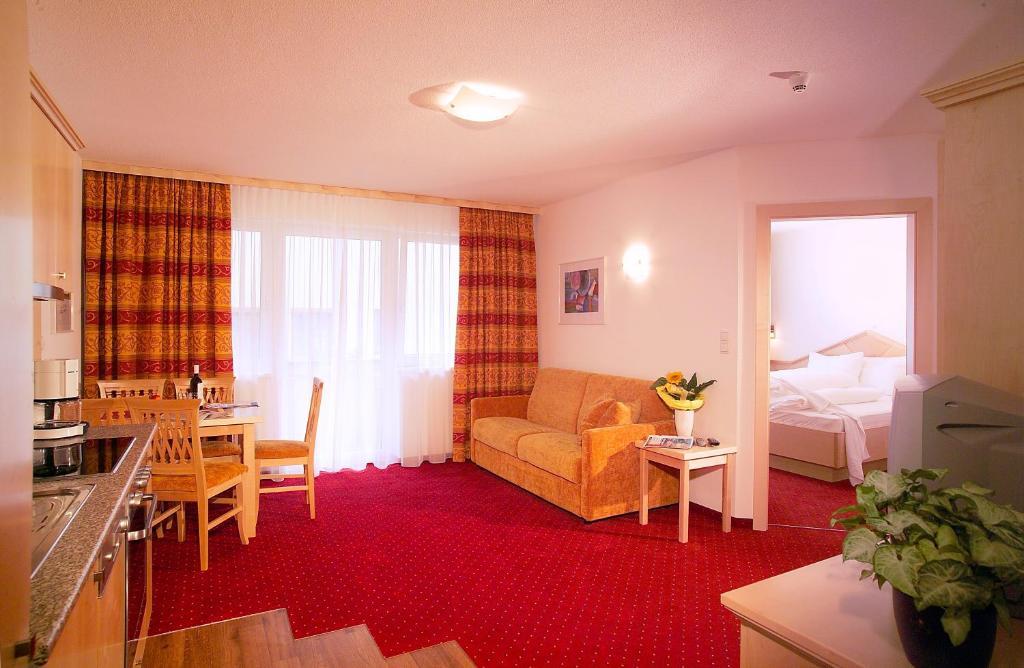 Falkner Appartement Resort Längenfeld Quarto foto