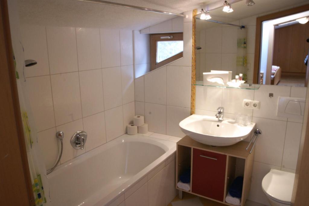 Falkner Appartement Resort Längenfeld Quarto foto